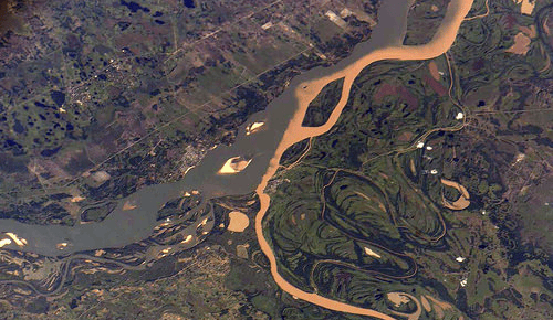 Climate change, extreme events and flood vulnerability in Paraguay