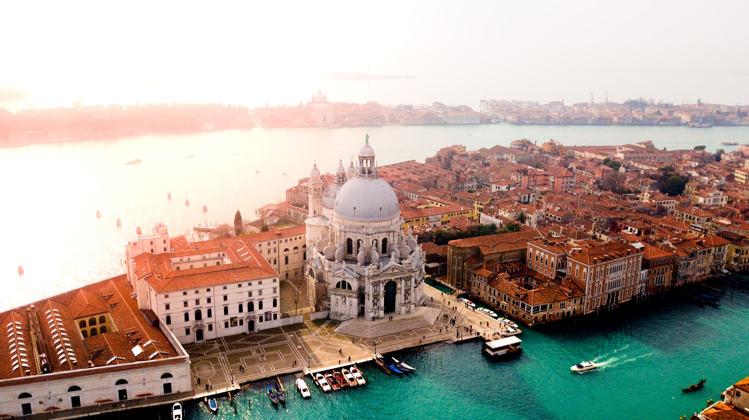 Innalzamento del livello del mare: gli scienziati incontrano gli stakeholder e la scuola a Venezia