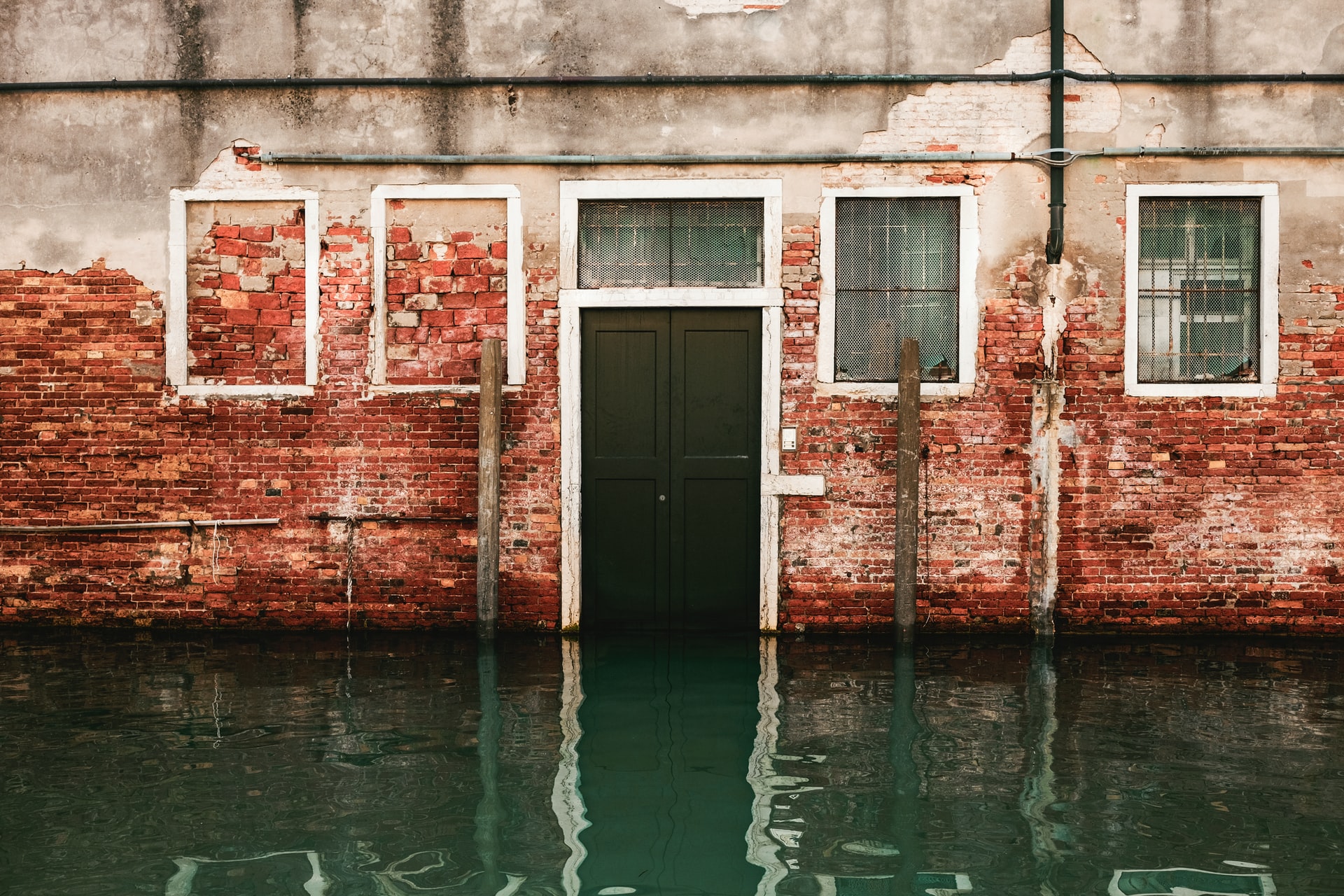 A climate resilient Venice: how to meet the challenge