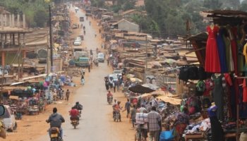 Quest'estate centinaia di milioni di persone in Nord America, Europa, Africa settentrionale e Asia hanno sofferto condizioni climatiche insopportabili. Un nuovo articolo pubblicato su Nature Sustainability con il contributo della ricerca CMCC@Ca'Foscari chiede un nuovo approccio alle strategie di protezione dal caldo a fronte del cambiamento climatico.