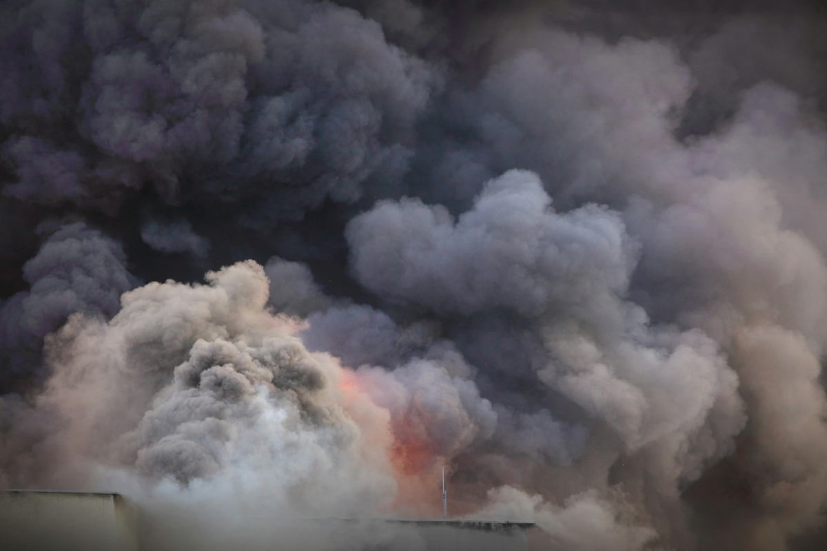 Tracking the long journey of smoke from wildfires